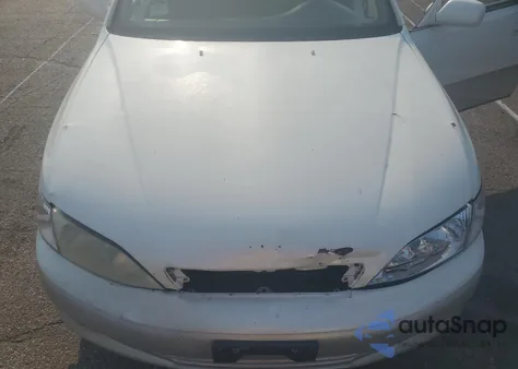 2000 Lexus Es 300 from USA, damaged, VIN JT8BF28G4Y5077200